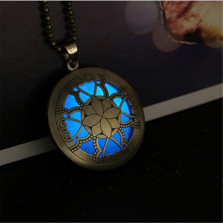 Кулоны светящиеся в темноте