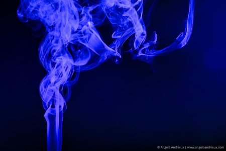 Дым синий