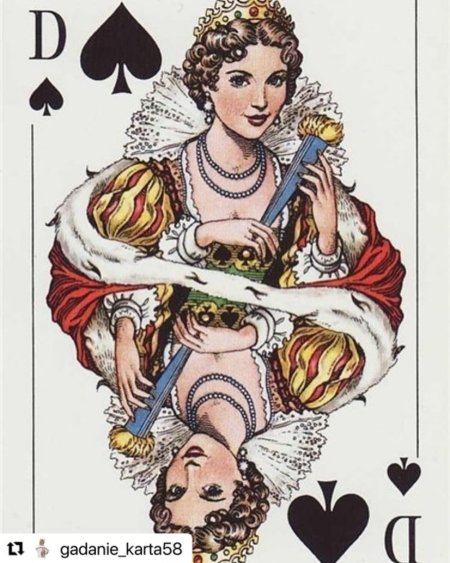Игральные карты дама треф