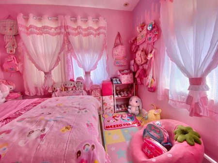Розовая комната