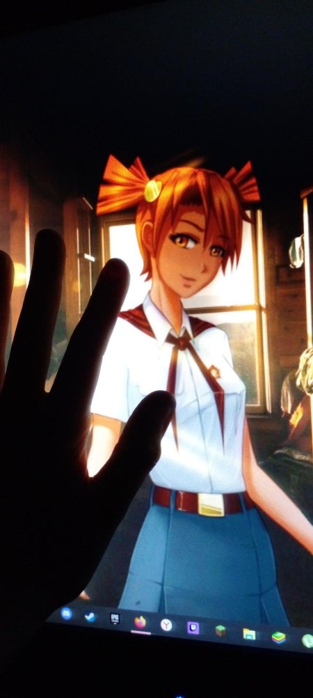 Алиса из бесконечного лета