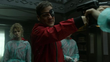 Родриго де ла серна бумажный дом