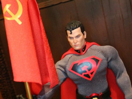 Mezco superman