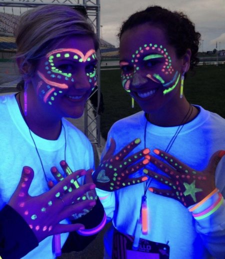 Неоновая вечеринка