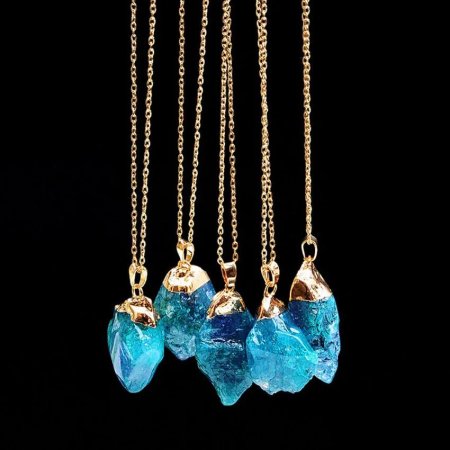 Ожерелье из натурального камня