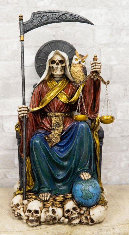 Алтарная статуя санта муэрте