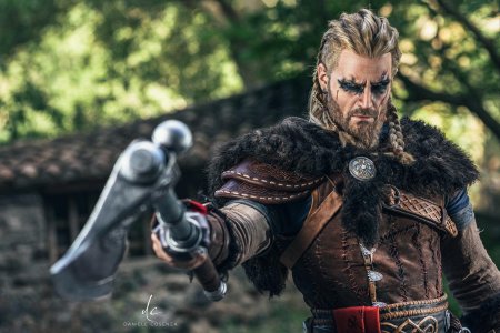 Assassins creed valhalla cosplay