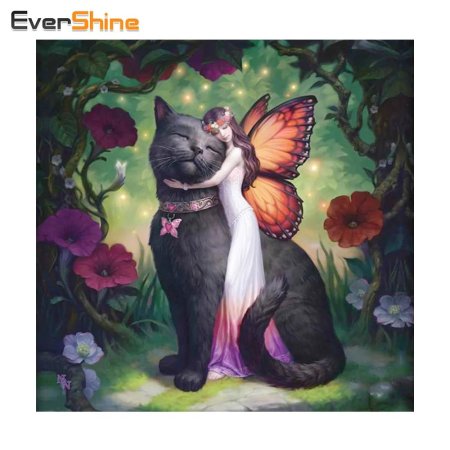 Кот и бабочка