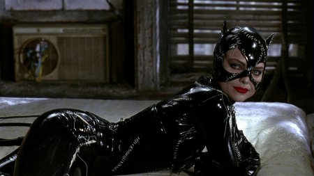 Мишель пфайффер catwoman