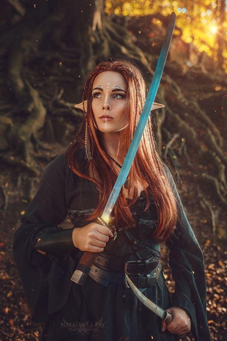 Эльфийка воительница косплей