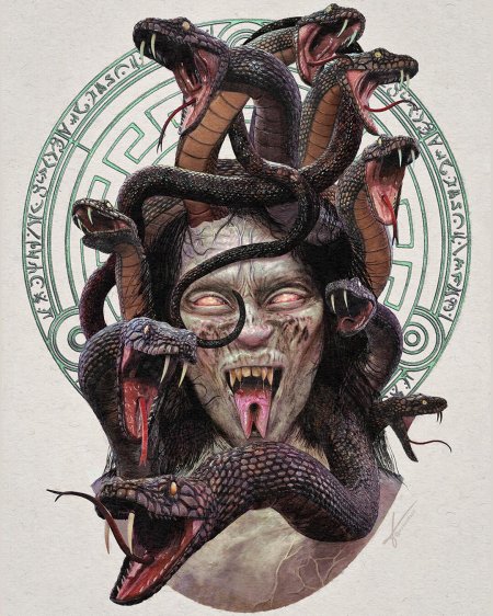 Медуза горгона на троне