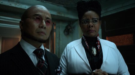 Хьюго стрейндж готэм