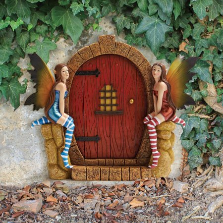 Дверь в сказочный домик