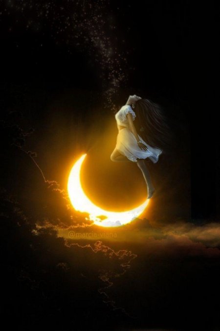 Луна фэнтези