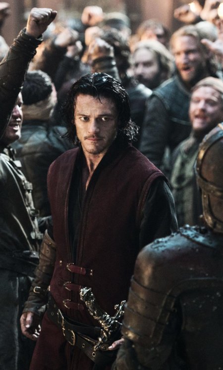 Дракула люк эванс