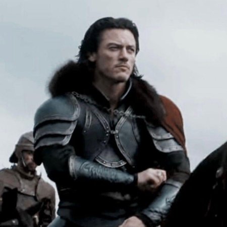 Влад дракула люк эванс