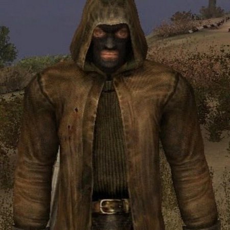 Бандит в плаще сталкер