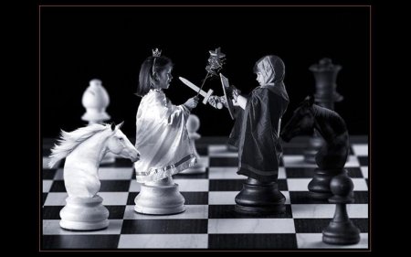 Алиса в зазеркалье шахматные фигуры