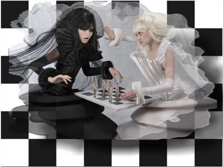 Королева на шахматной доске