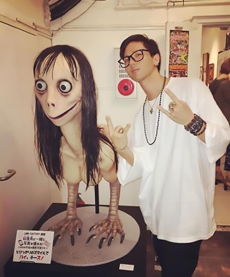 Момо скульптура в японии