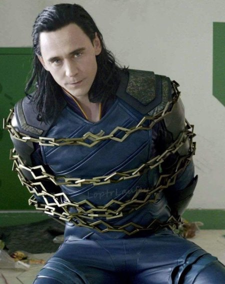 Локи том хиддлстон