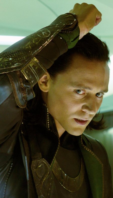 Том хиддлстон локи сериал