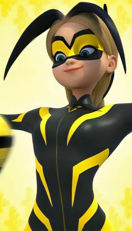 Леди пчела из леди баг и супер кот