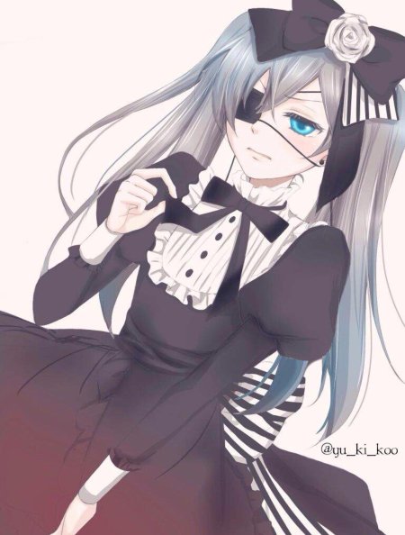 Тёмный дворецкий сиэль в платье