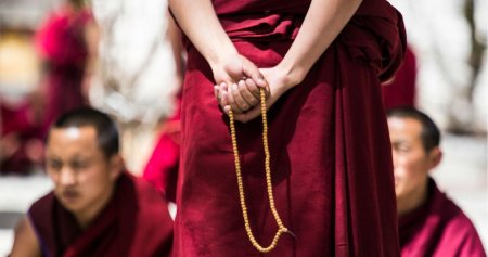 Тибетские монахи