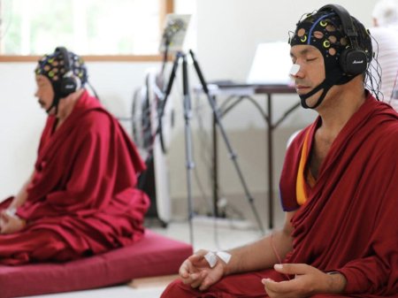 Буддизм монахи