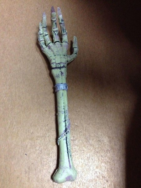Рука скелета игрушка