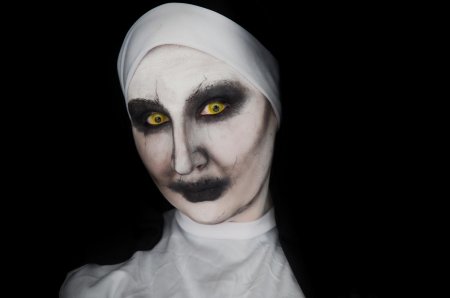 Проклятие монахини гримм