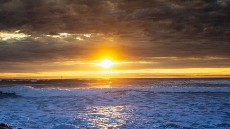 Море закат волны