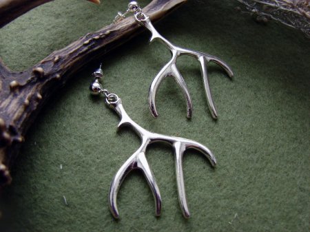 Серьги из рога оленя
