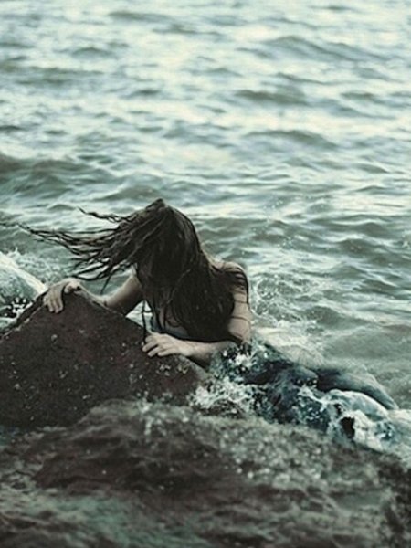 Девушка море