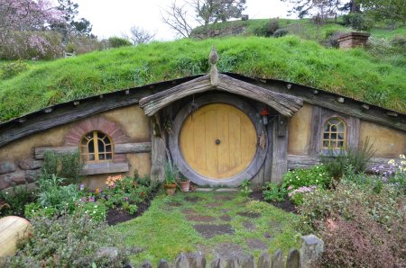 Hobbiton movie set new zealand