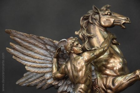 Персей и пегас скульптура