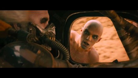 Николас холт безумный макс