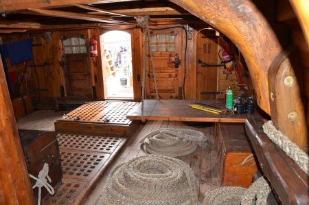 Штандарт фрегат каюта капитана