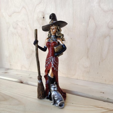Статуэтка ведьма