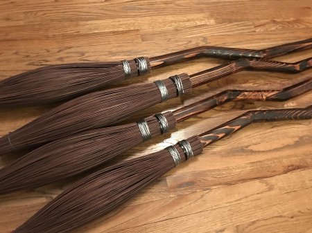 Нимбус метла