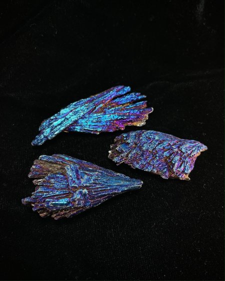 Кианит ведьмина метла