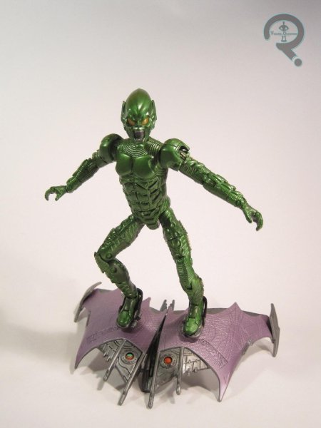 Фигурка зеленого гоблина