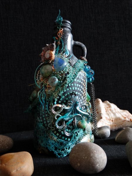 Бутылки в стиле