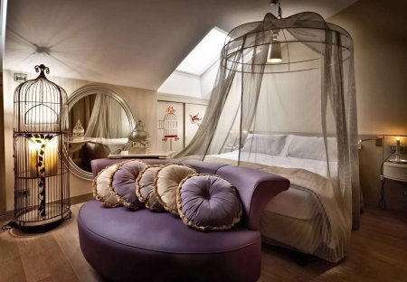 Круглая кровать с балдахином