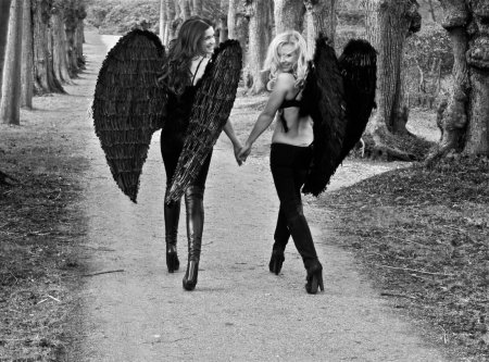 Девушка ангел