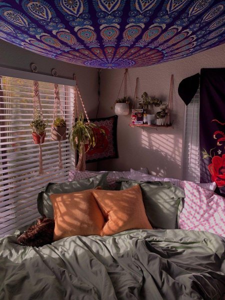 Хиппи комната