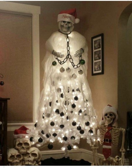 Страшная елка