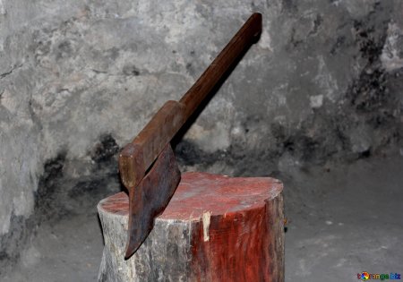 Старинные топоры