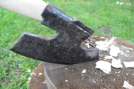 Топор из старого топора